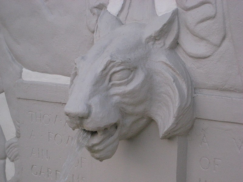 File:Lion's Head.JPG