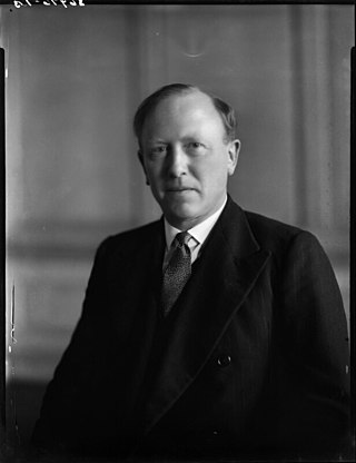 <span class="mw-page-title-main">John Llewellin, 1st Baron Llewellin</span> British Conservative politician (1893–1957)