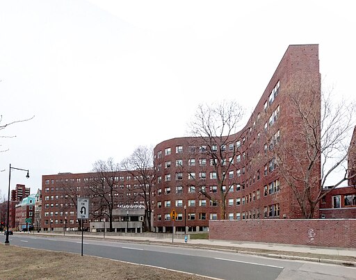 MIT Baker House Dormitory (34321178075)