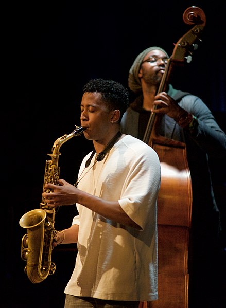 File:Marquis Hill Blacktet, 4 mei 2019 BIM Amsterdam - Braxton Cook & Junius Paul (51490078816).jpg