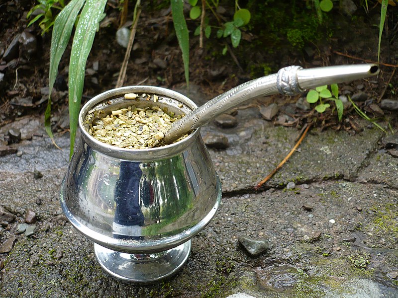 File:Mate plateado.jpg