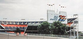 Mile High Stadium on July 13, 1995.jpg