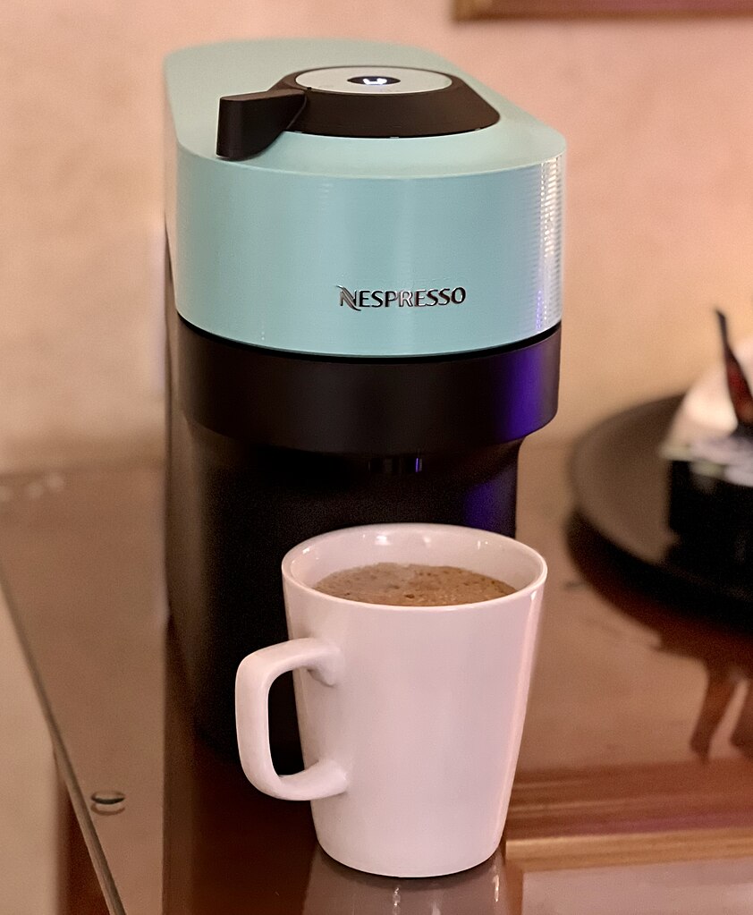 File:Nespresso Vertuo Pop.jpg - Wikimedia Commons