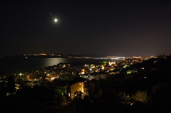 Varna at night