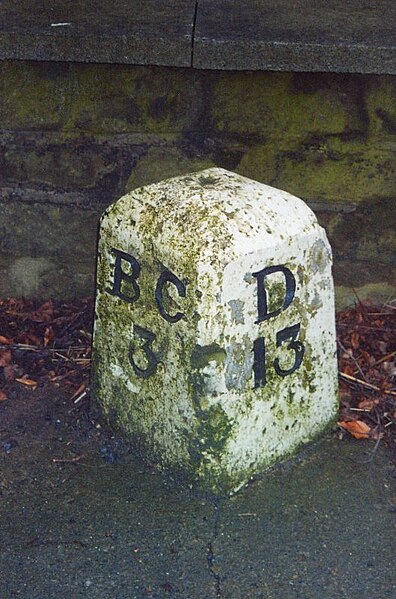 File:Old Milestone by the A67, Darlington Road, Arlaw Banks Cottage (geograph 5624056).jpg