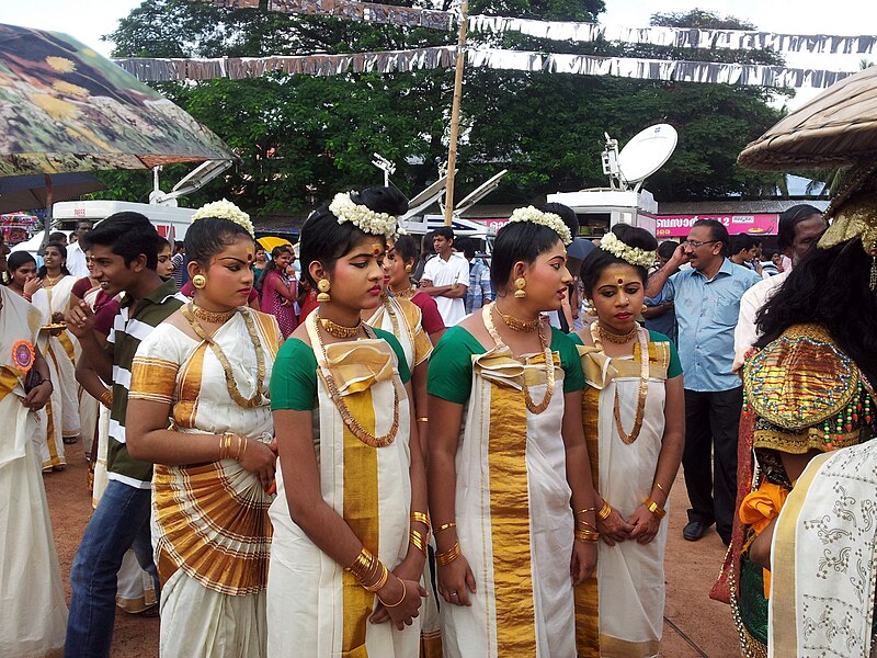 File:Onam Athachamayam 2012 21-08-2012 9-57-04 AM.jpg