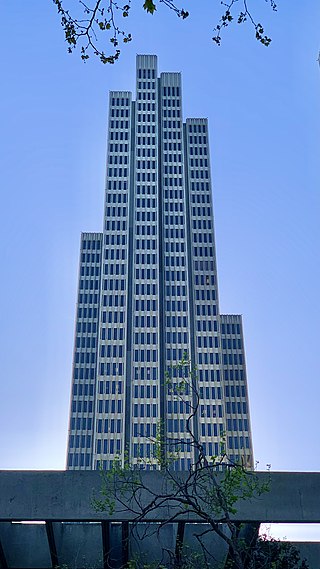 <span class="mw-page-title-main">One Embarcadero Center</span> American skyscraper