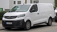 Opel Vivaro C IMG 8239.jpg