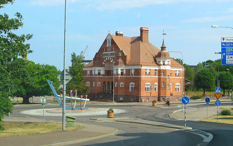 File:Oskarshamns station.jpg