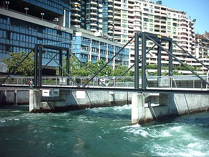 How To Get To Passerelle Du Seujet In Geneve By Bus Train Or