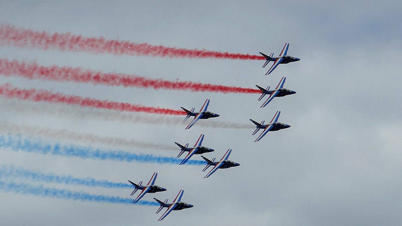 File:Patrouille de France at Paris Air Show 2017 (14).jpg