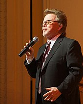 Paul Williams, ASCAP concert, 2011.jpg