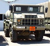 Pegaso 3046 sarnıç Ejército español.JPG