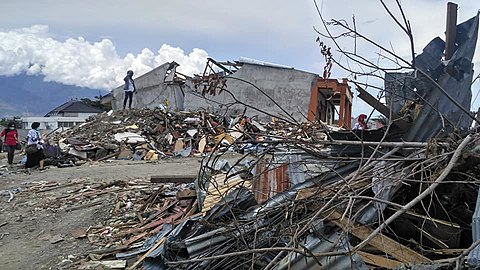 Gempa Bumi Dan Tsunami Sulawesi 2018: Guncangan gempa bumi, Tsunami, Dampak dan korban