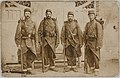 Photographie de quatre soldats du 72e régiment territorial d'infanterie de Cholet, août 1914.jpg