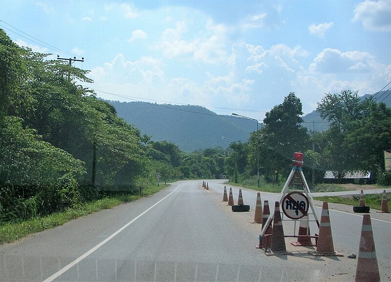 File:Phu Nam Ron-control54.JPG