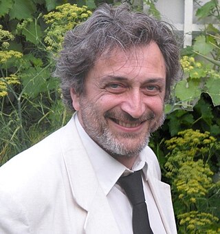 <span class="mw-page-title-main">Pier Luigi Capucci</span> Italian writer