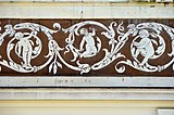 Putti håndværkere.  Detalje af frisen ved Villa Romanini.  1894. Indlæg.  Pörtsch, Klagenfurt-distriktet, Østrig