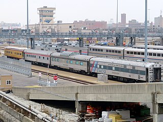 <span class="mw-page-title-main">Strata-Dome</span> Class of 2 coach-dome cars and 3 sleeper-dome cars