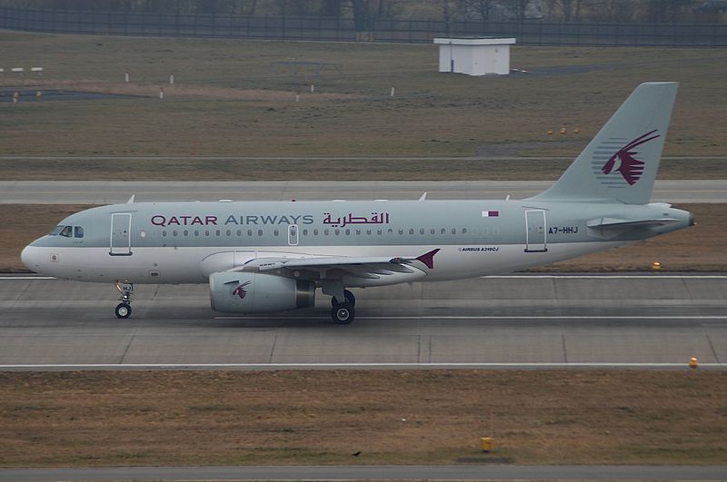 File:Qatar Airways Airbus A319, A7-HHJ@ZRH,26.01.2008-494cf - Flickr - Aero Icarus.jpg