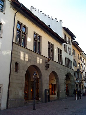 Gebäude