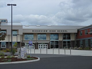 <span class="mw-page-title-main">Ridgeview High School (Redmond, Oregon)</span> High school in Redmond, Oregon, United States.