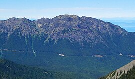 Eagle Point.jpg'den görülen Rocky Peak