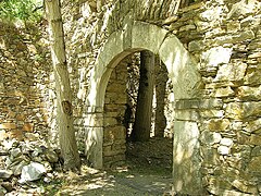 Ingresso in una delle dipendenze del Monastero.