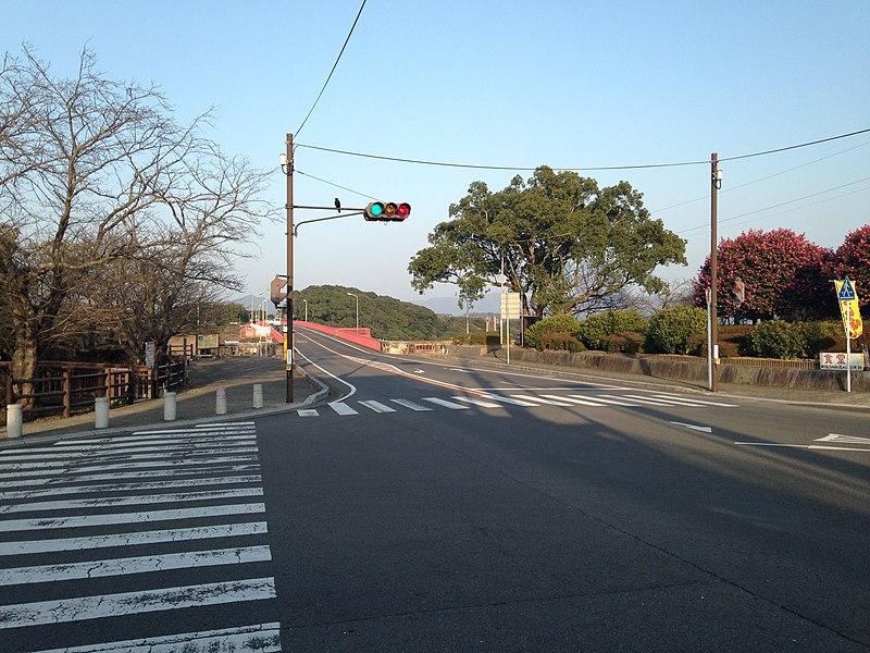 File:Saikaibashi Bridge from south end.JPG