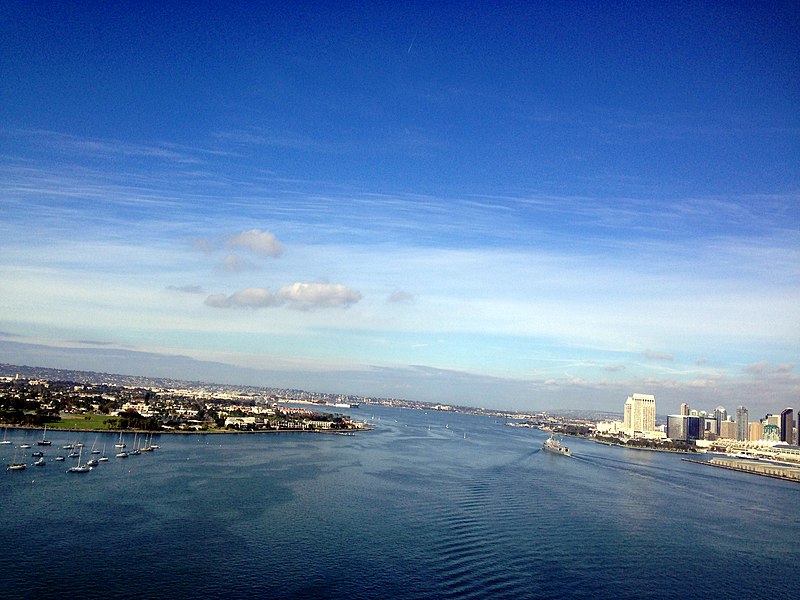 File:San Diego Bay 14 2012-12-12.jpg