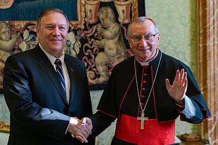 Parolin shakes hands with US Secretary of State Mike Pompeo, 2 October 2019