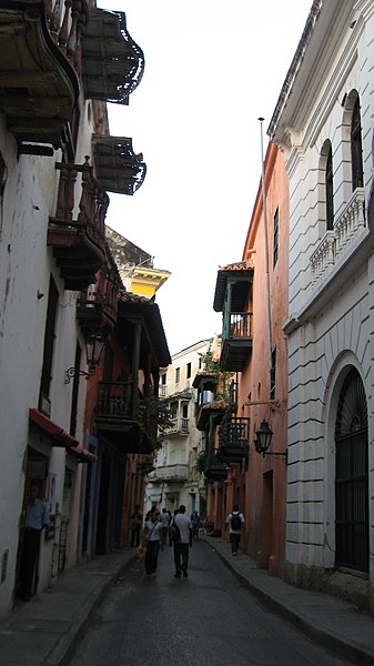 File:Sector Antiguo de la ciudad de Cartagena de Indias 2.JPG