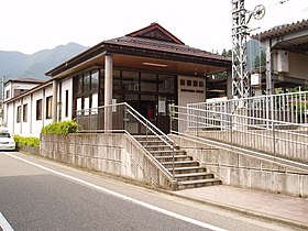 Imagen ilustrativa del artículo Estación Shin-Fujiwara