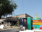 Shrine of Jahaniyan Jahangasht and attached mosque Shrine of Makhdoom Jahaniyan Jahangasht.jpg