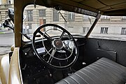 Armádní štábní autmobil Škoda 903, vyráběn v letech 1940-1942. Exponát Vojenského historického ústavu. Vystaveno 14. října 2014 při příležitosti oslav 95. výročí vzniku Generálního štábu AČR.