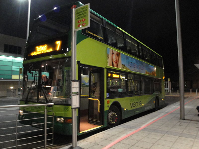 File:Southern Vectis 195 HW52 EPU 3.JPG