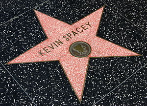 Kevin Spacey: Biographie, Vie privée, Filmographie