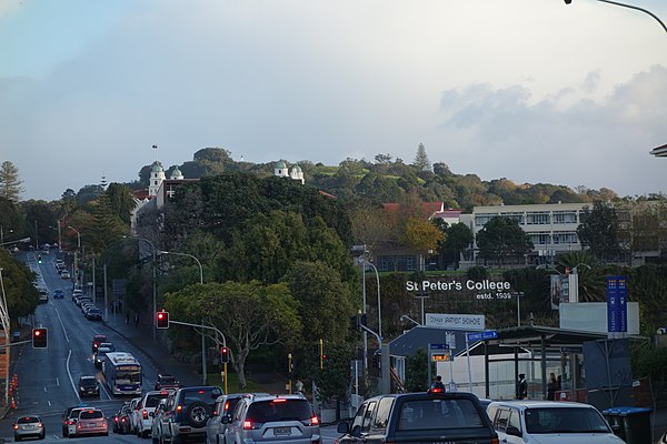 Mt Eden from Outhwaite Park (2015)