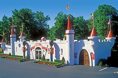 How to get to Storybook Land with public transit - About the place