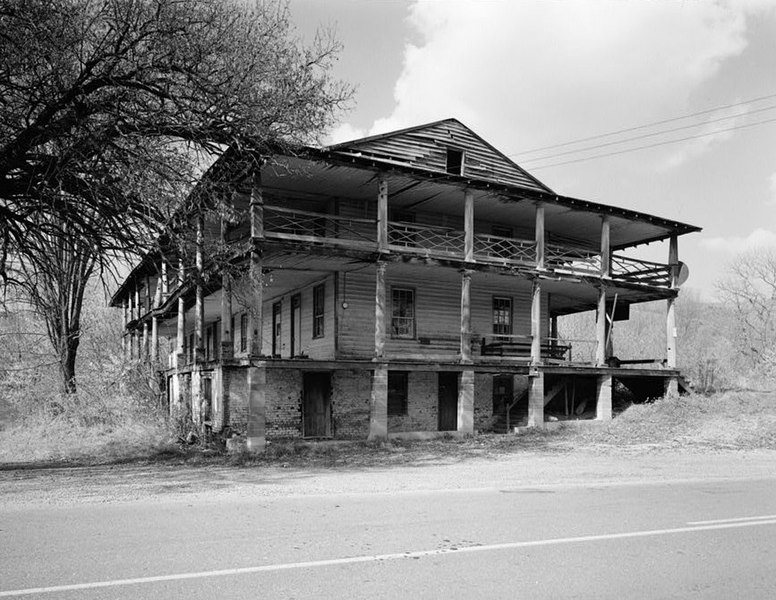 File:Sweet Chalybeate Springs, Main Building, State Route 311, Sweet Chalybeate (Alleghany County, Virginia).jpg