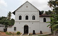 Synagogue (15712816629).jpg