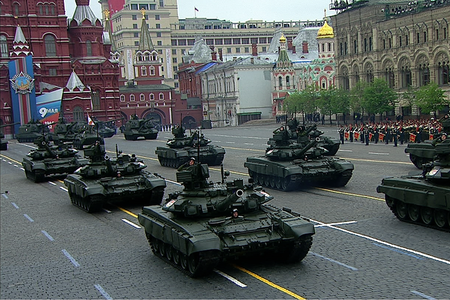 T-90 tanks at Moscow Victory Parade 2012 T-90 tanks during the Victory parade 2012.png