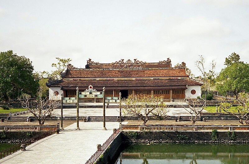 File:Thai Hoa palace.jpg