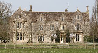 <span class="mw-page-title-main">The Abbey, Ditcheat</span> Building in Ditcheat, England