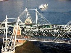 South Eastern train crossing Hungerford Bridge