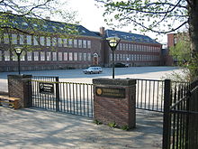 The cathedral school of Trondheim, founded in 1152, is the oldest school in Norway. Today, the Katedralskole serves as secondary school. Trondheim Katedralskole.jpg