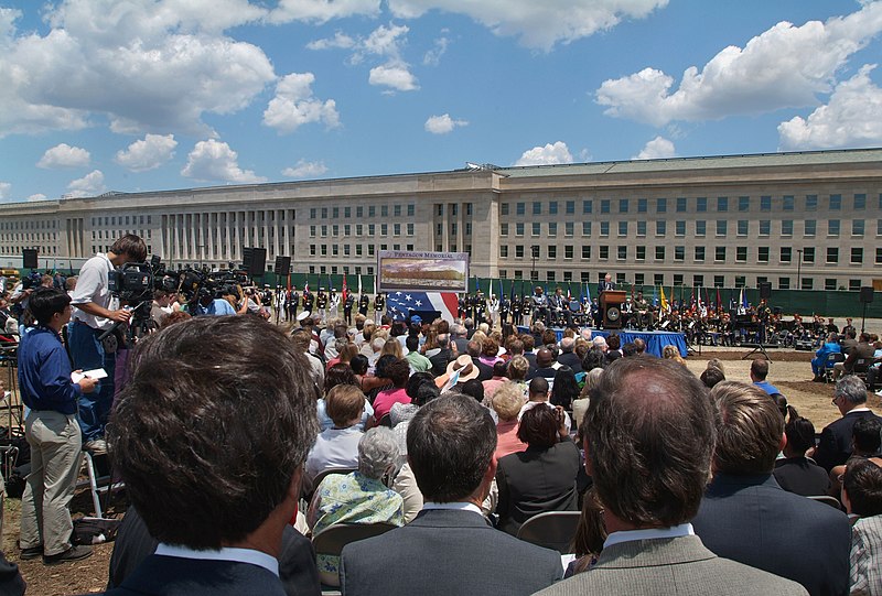 File:US Navy 060615-N-2383B-018 Secretary of Defense Donald H. Rumsfeld makes remarks at a Pentagon groundbreaking ceremony for the 9-11 memorial monument.jpg