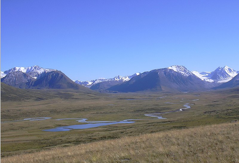 File:Ukok Ak-Alakha.jpg