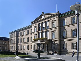Uni Tübingen Neue Aula Sommer.jpg