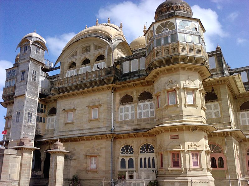 File:VIJAYA-VILAS palace.jpg